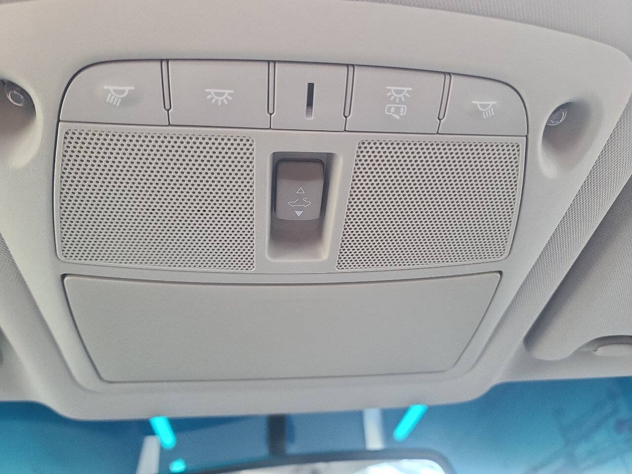 Used 2015 Nissan Altima 3.5 SL FWD image 27