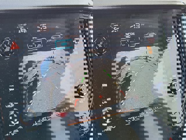 Used 2021 Subaru Outback Premium image 24