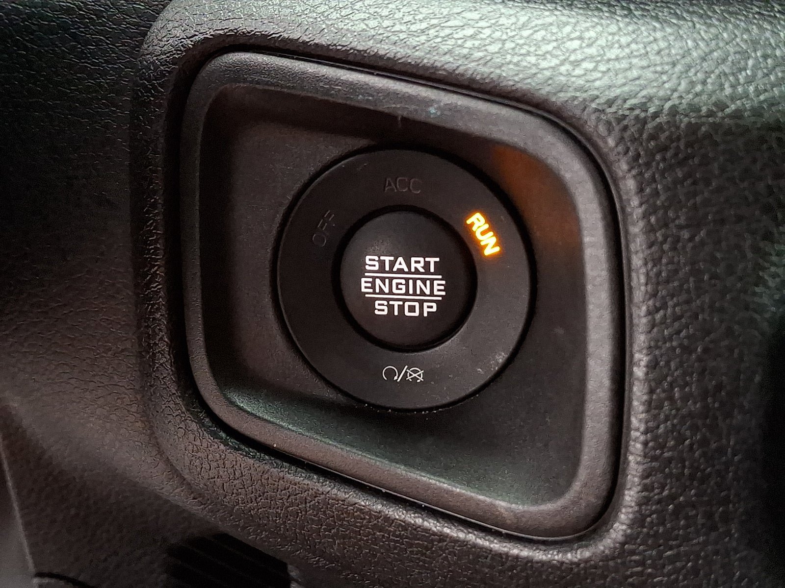 Used 2024 Jeep Wrangler Unlimited Sport AWD/4WD image 25
