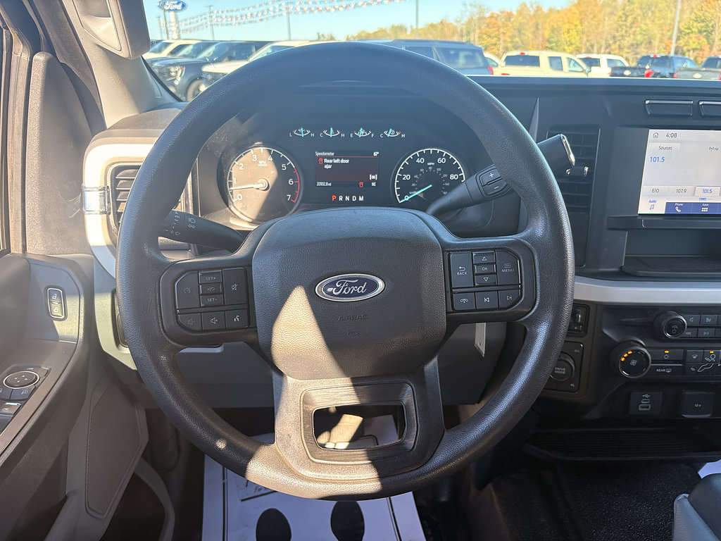 Used 2024 Ford F350 XL w/ FX4 Off-Road Package AWD/4WD image 23