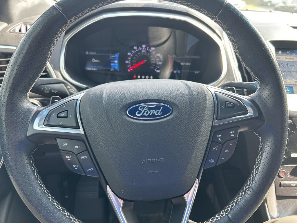 Used 2019 Ford Edge ST AWD/4WD image 17