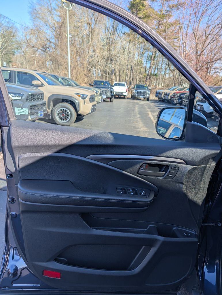 Used 2024 Honda Passport EX-L image 13