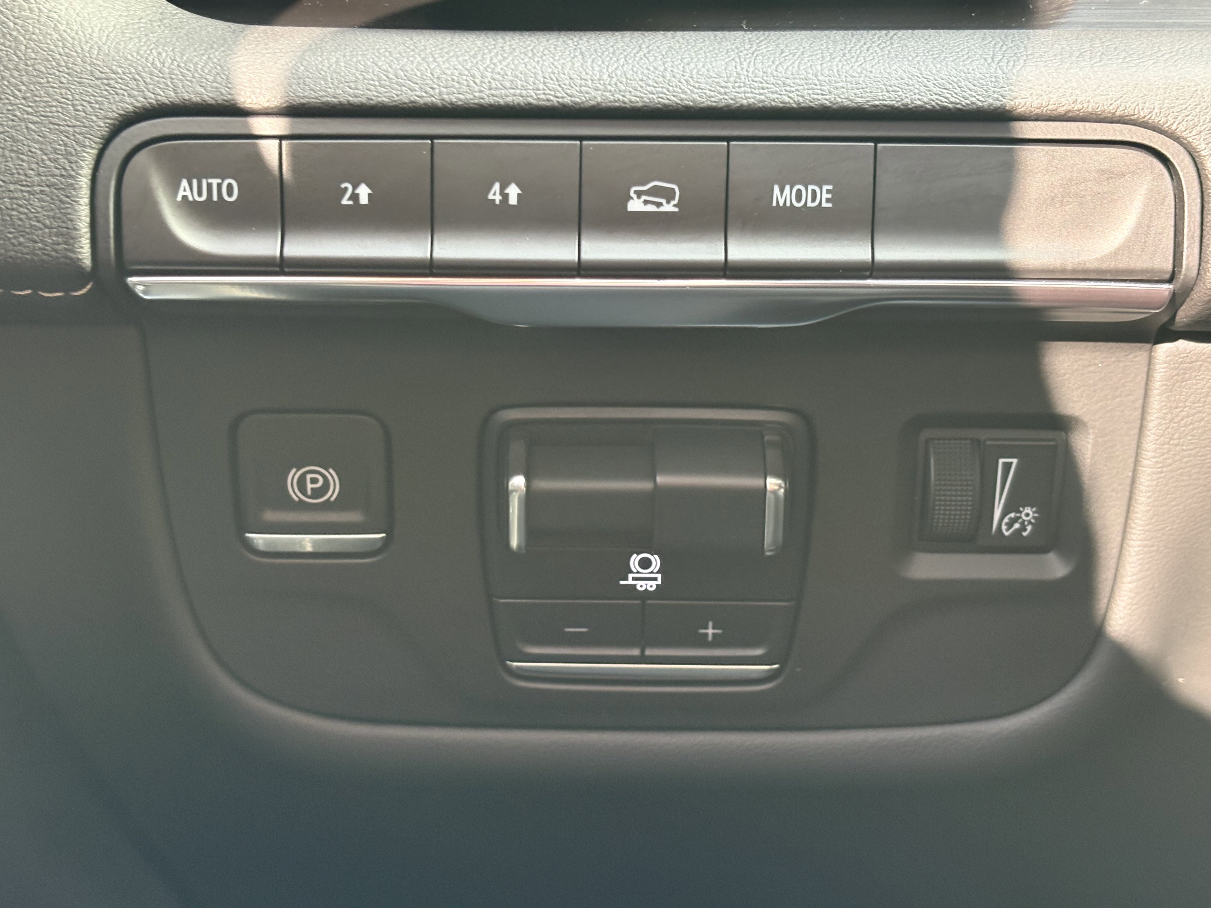 Used 2024 Cadillac Escalade Sport image 33