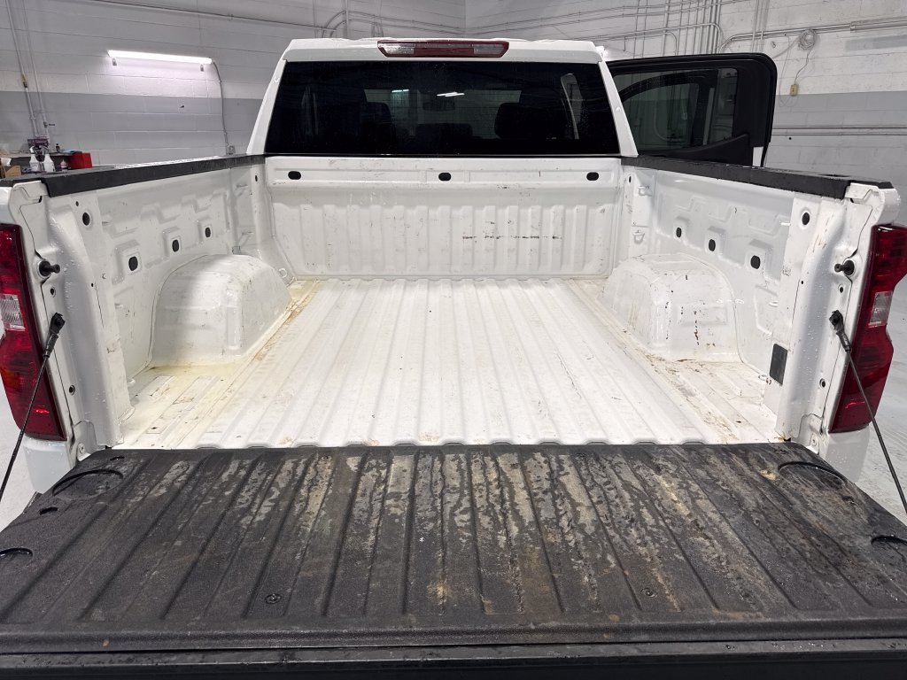 Used 2022 Chevrolet Silverado 1500 W/T w/ WT Value Package AWD/4WD image 41