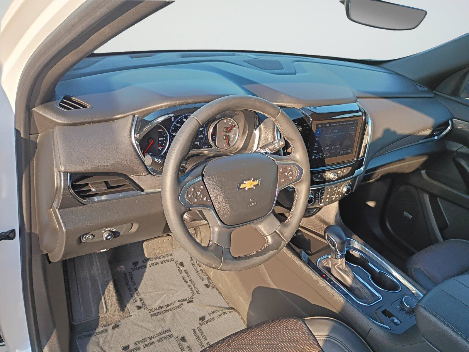 Used 2023 Chevrolet Traverse High Country w/ LPO, Floor Liner Package AWD/4WD image 10