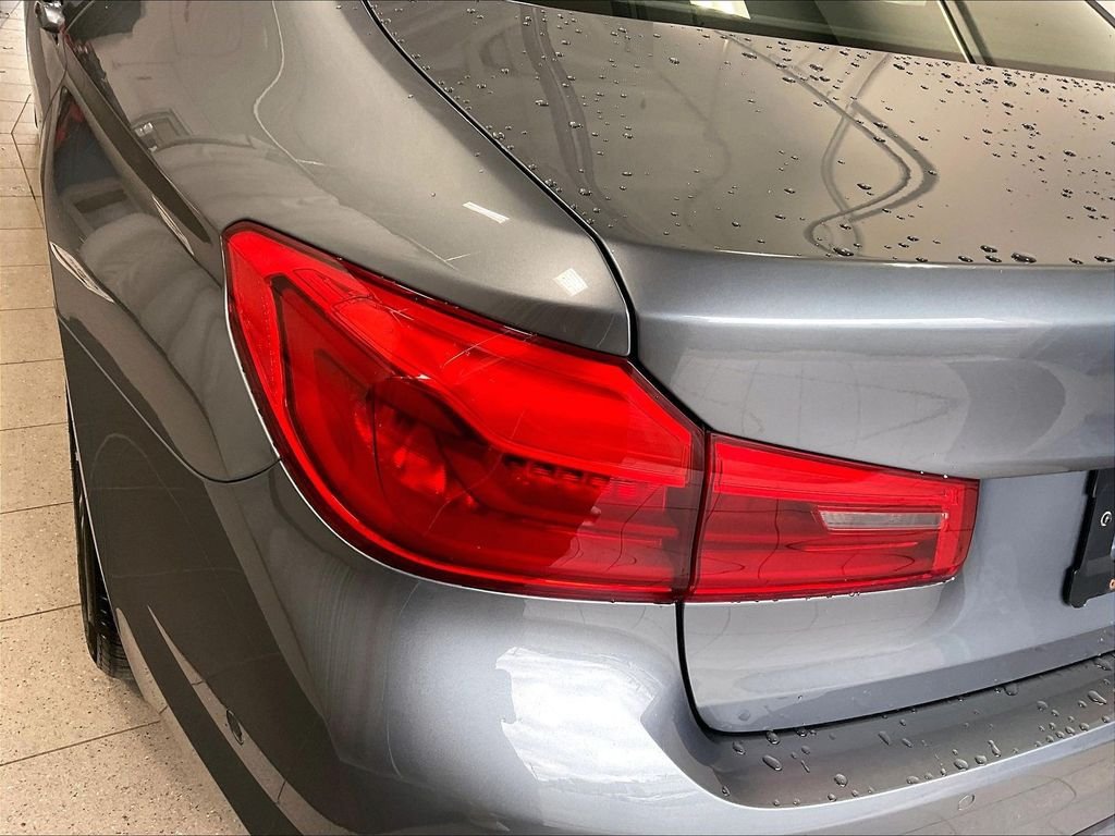 Used 2019 BMW 530e xDrive w/ Convenience Package AWD/4WD image 34