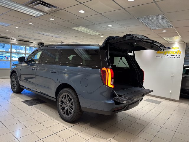New 2027 Ford Expedition Max Platinum w/ Stealth Appearance Package AWD/4WD image 28