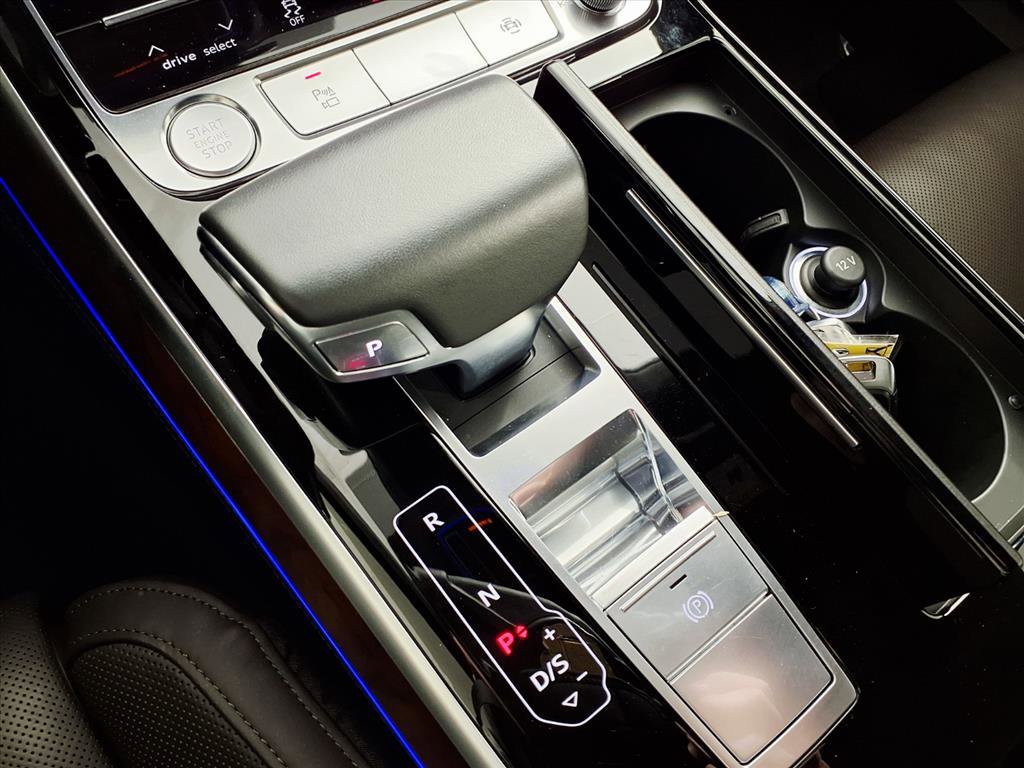 Used 2019 Audi A8 L 3.0T w/ Executive Package image 21