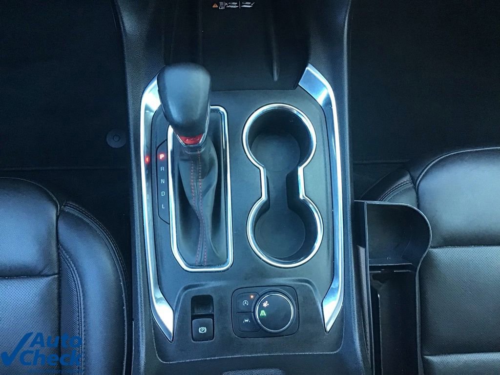 Used 2023 Chevrolet Traverse RS image 39