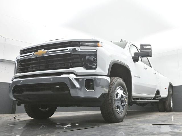 New 2026 Chevrolet Silverado 3500 LT AWD/4WD image 41