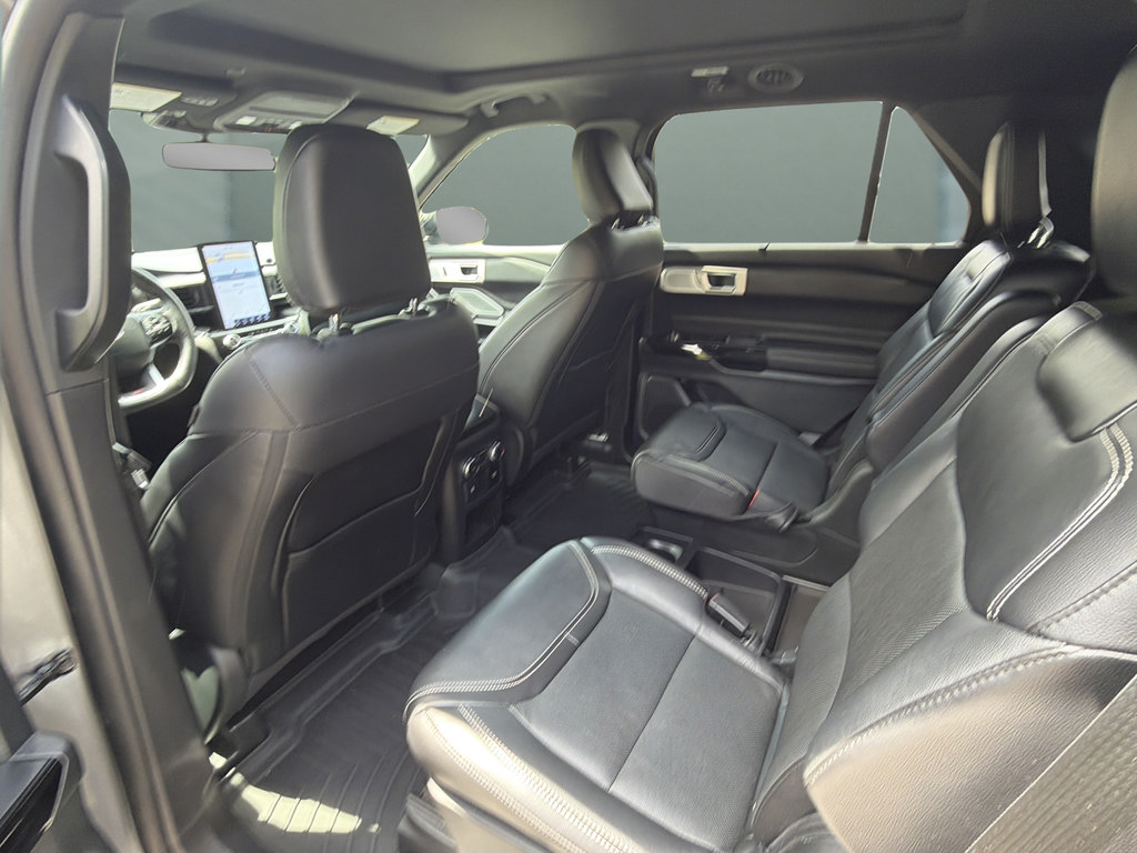Used 2021 Ford Explorer ST w/ Equipment Group 401A AWD/4WD image 11