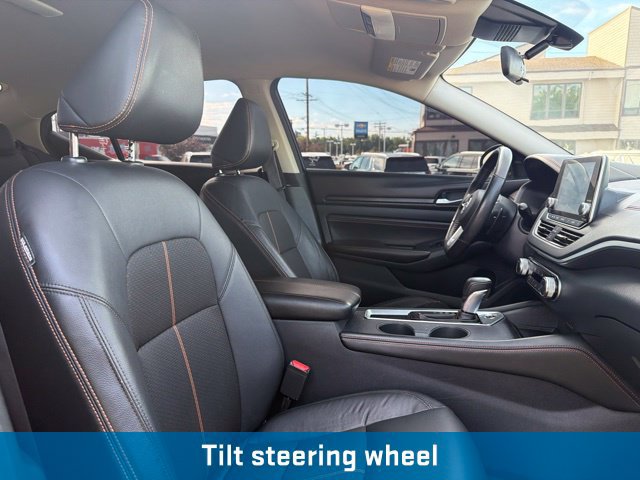 Used 2021 Nissan Altima 2.5 SR FWD image 12