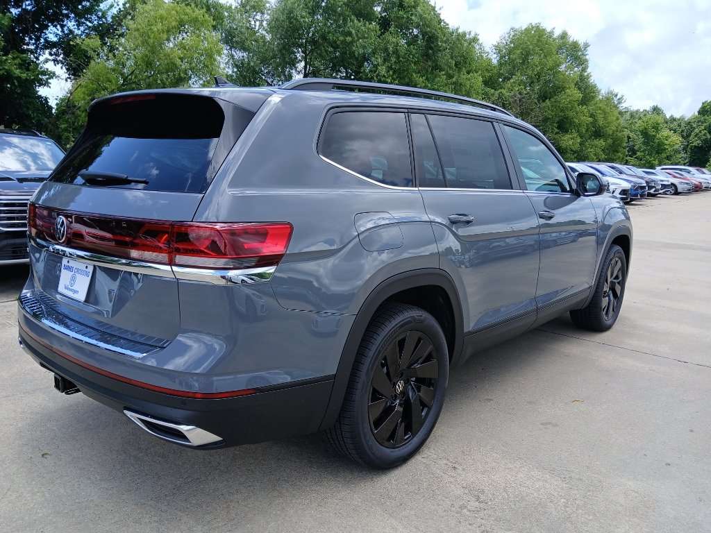 New 2026 Volkswagen Atlas SE FWD image 7