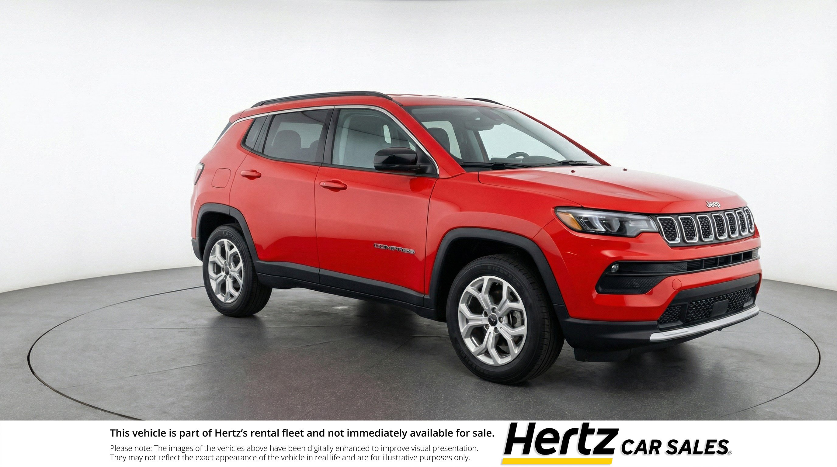 Used 2025 Jeep Compass Latitude image 1