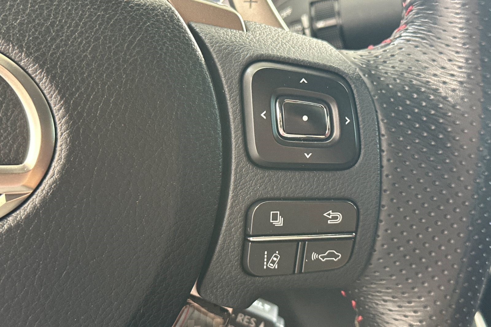 Used 2018 Lexus IS 300 F Sport RWD image 31