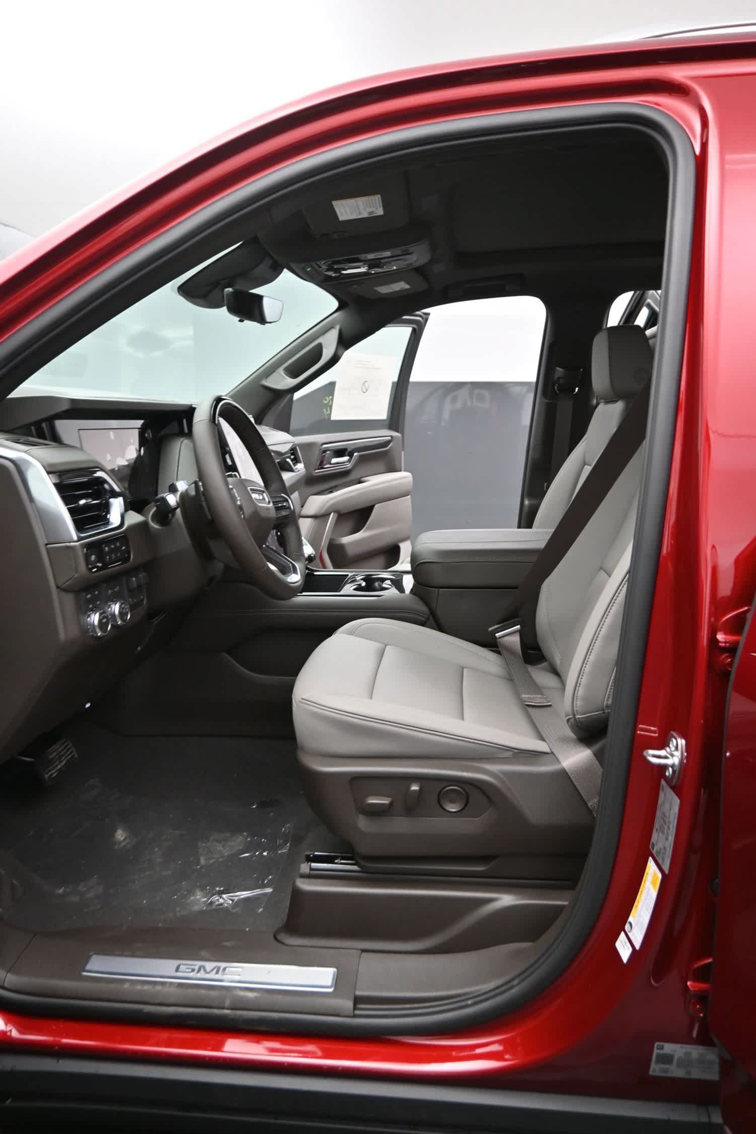 New 2026 GMC Yukon XL Elevation w/ Elevation Premium Package AWD/4WD image 15