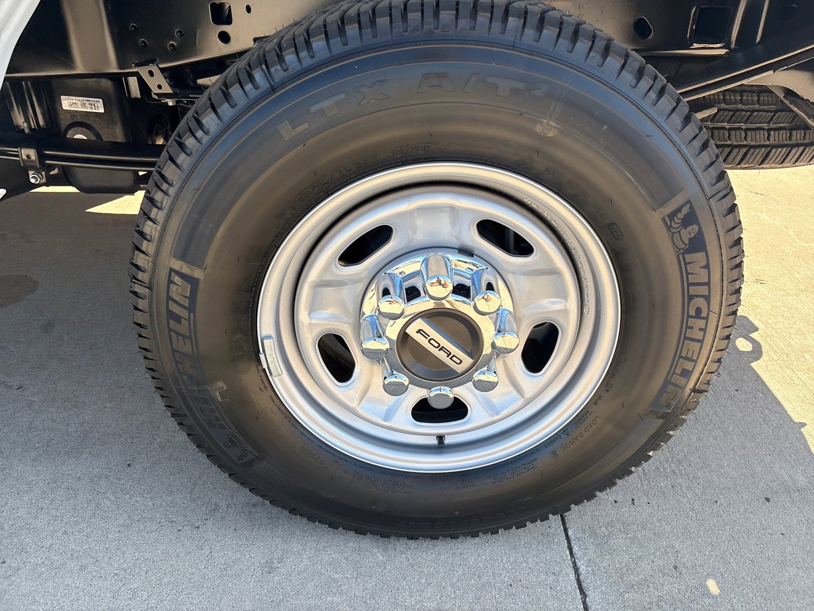 New 2026 Ford F250 XL w/ XL Chrome Package image 12