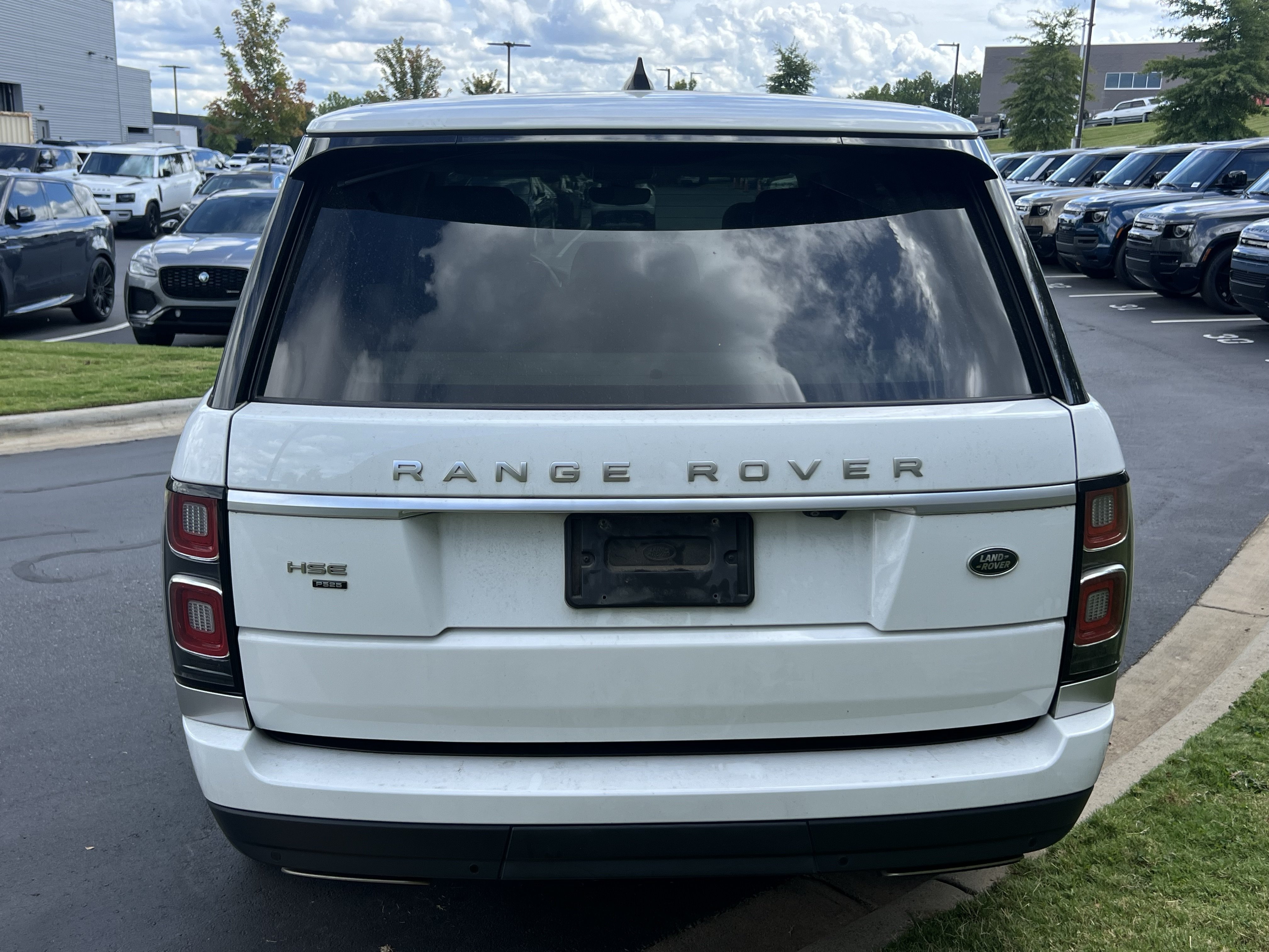 Used 2021 Land Rover Range Rover P525 Westminster Edition AWD/4WD image 6