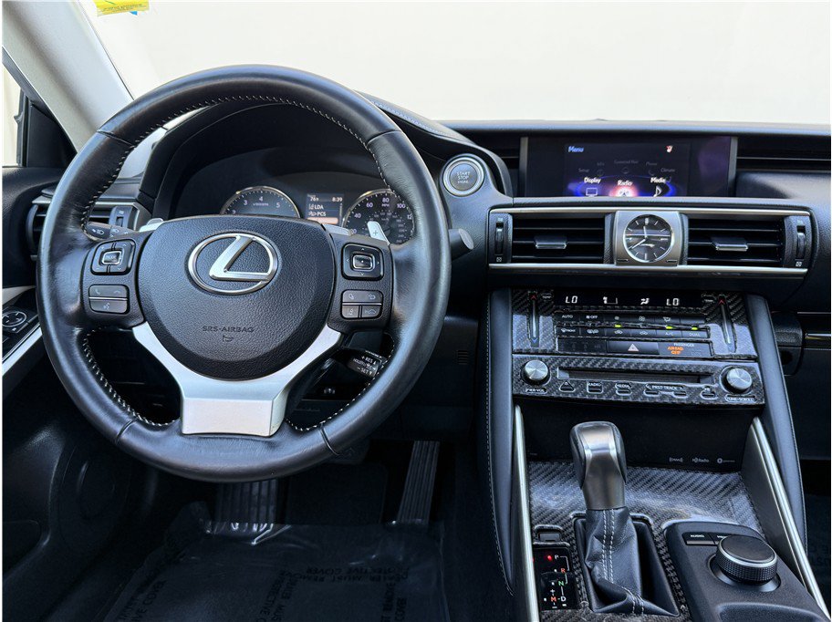 Used 2017 Lexus IS 200t RWD image 19