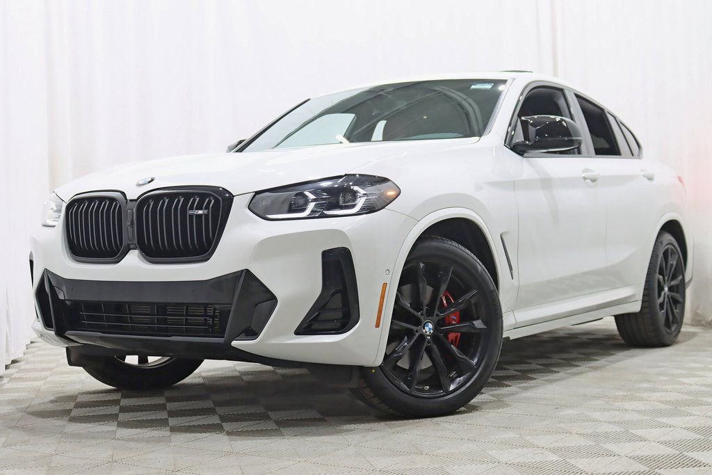 Used 2024 BMW X4 M40i w/ Premium Package image 6