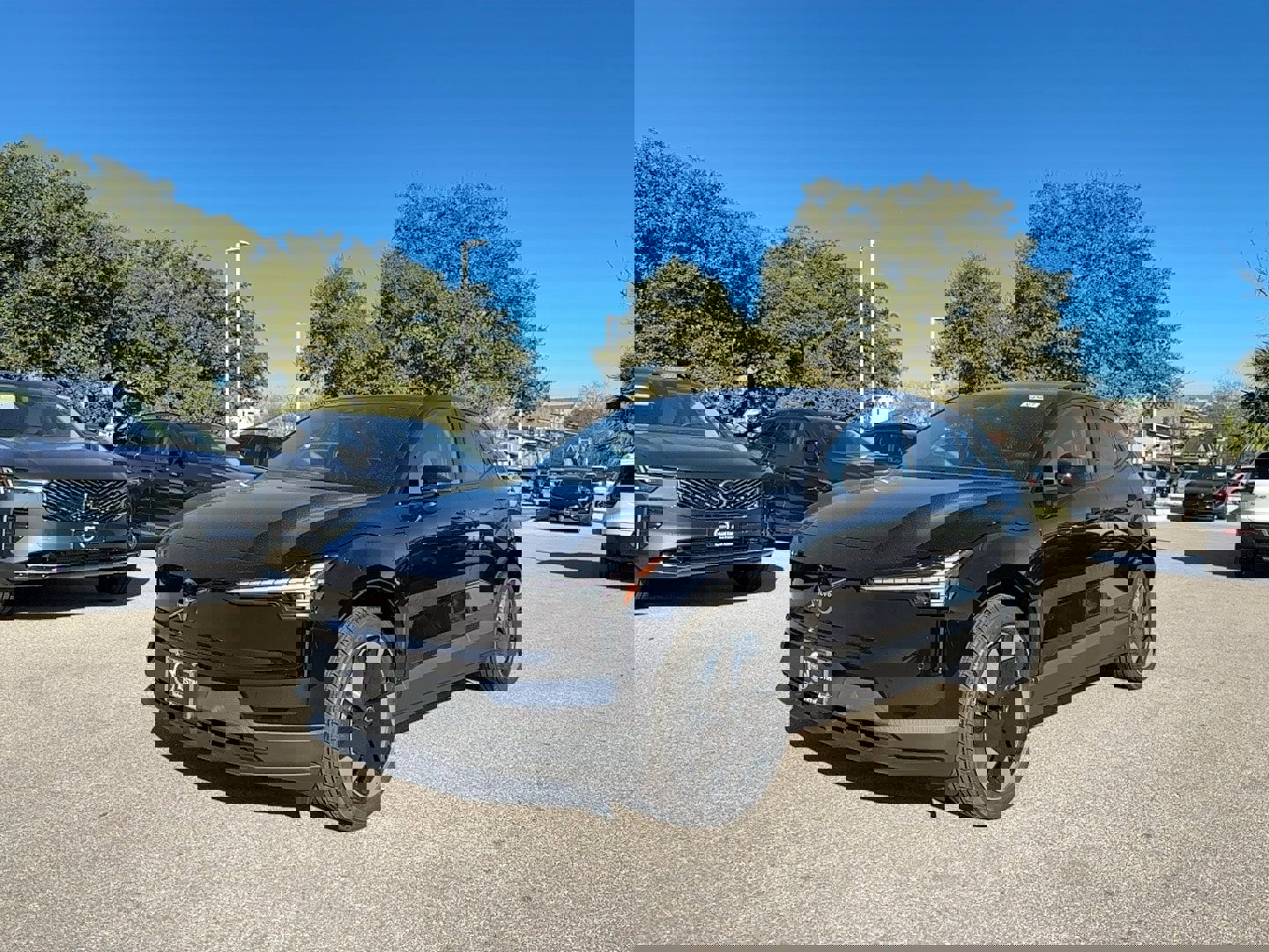 New 2026 Volvo EX30 Plus w/ Protection Package Premier image 2