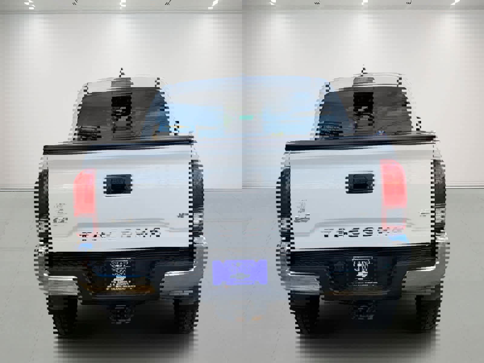 Used 2021 Toyota Tacoma SR5 image 5