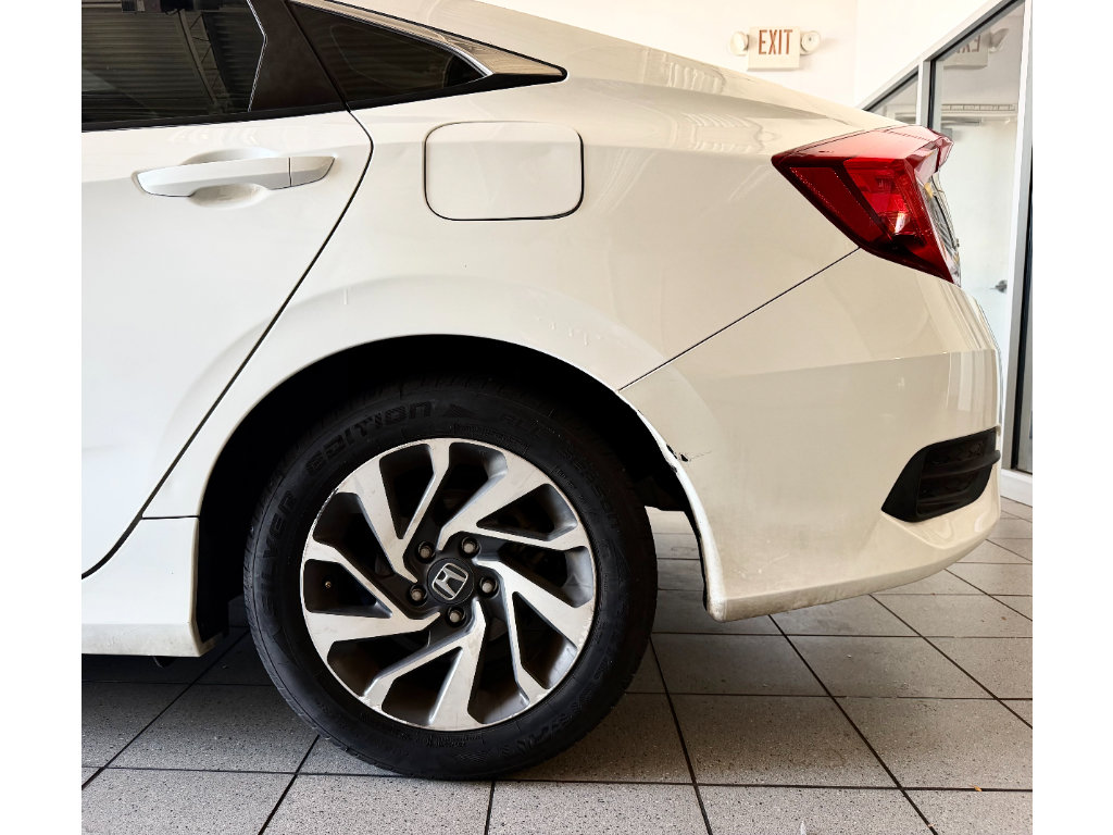 Used 2017 Honda Civic EX image 11