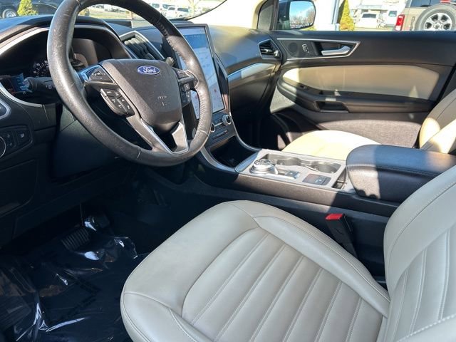 Used 2021 Ford Edge SEL w/ Cargo Accessory Package image 15
