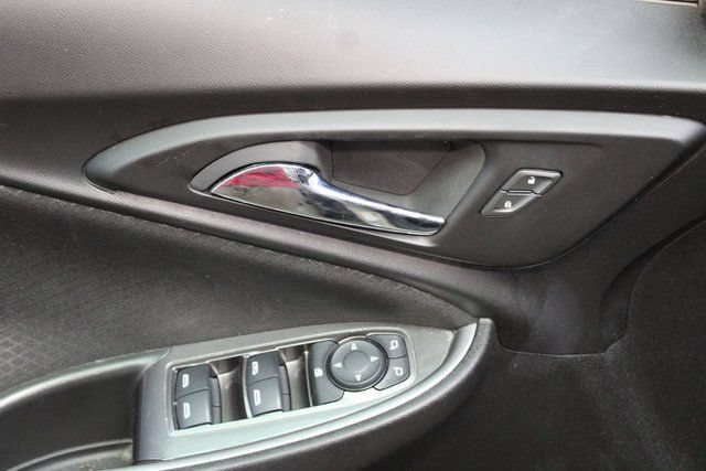 Used 2023 Chevrolet Malibu LT FWD image 14