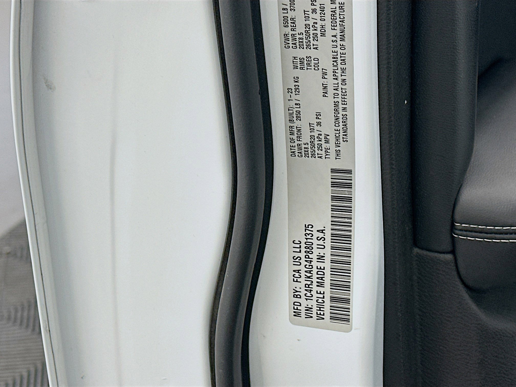 Used 2023 Jeep Grand Cherokee L Laredo image 12