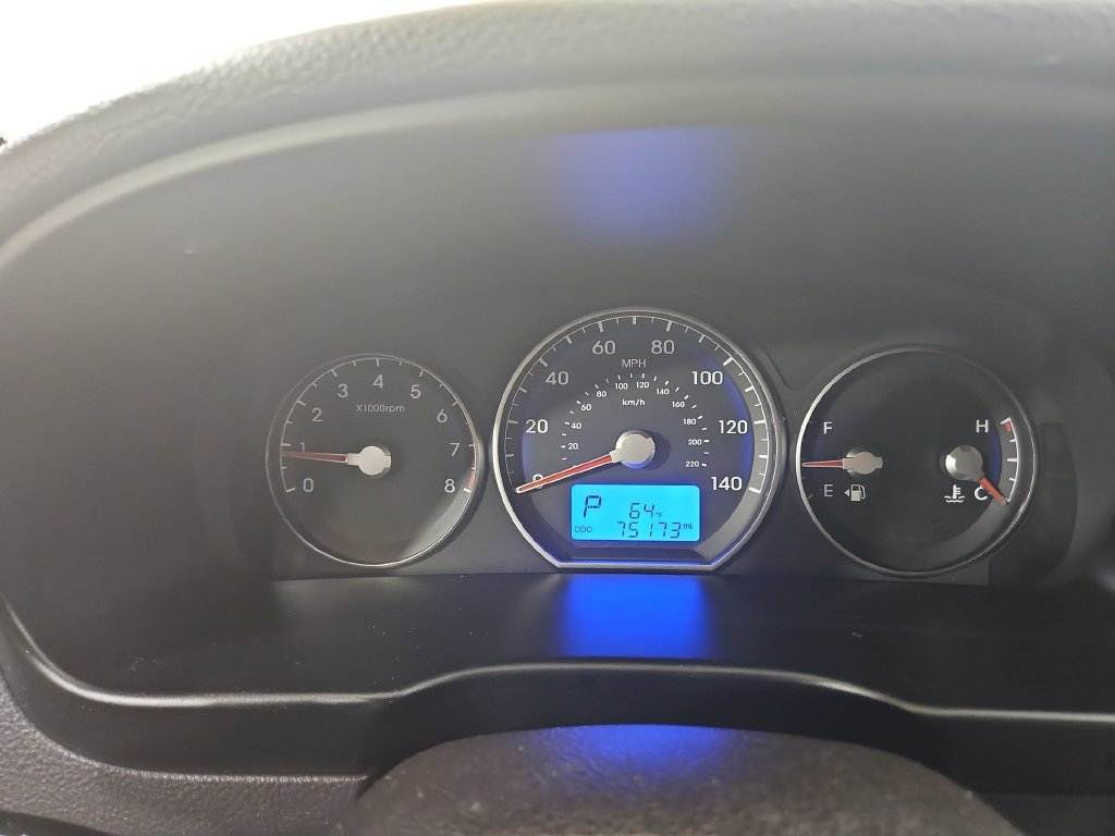 Used 2012 Hyundai Santa Fe GLS AWD/4WD image 25