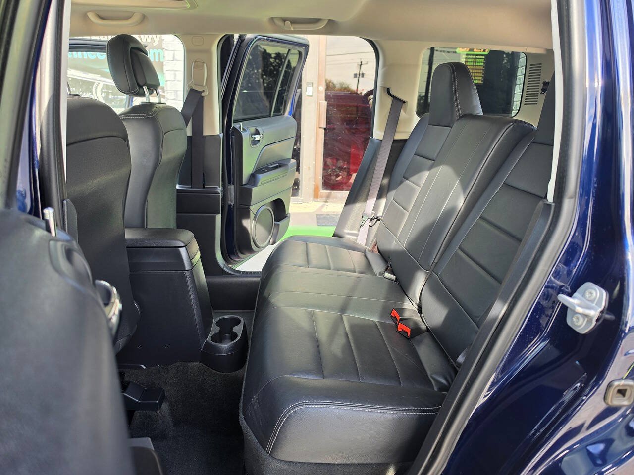 Used 2016 Jeep Patriot High Altitude FWD image 20