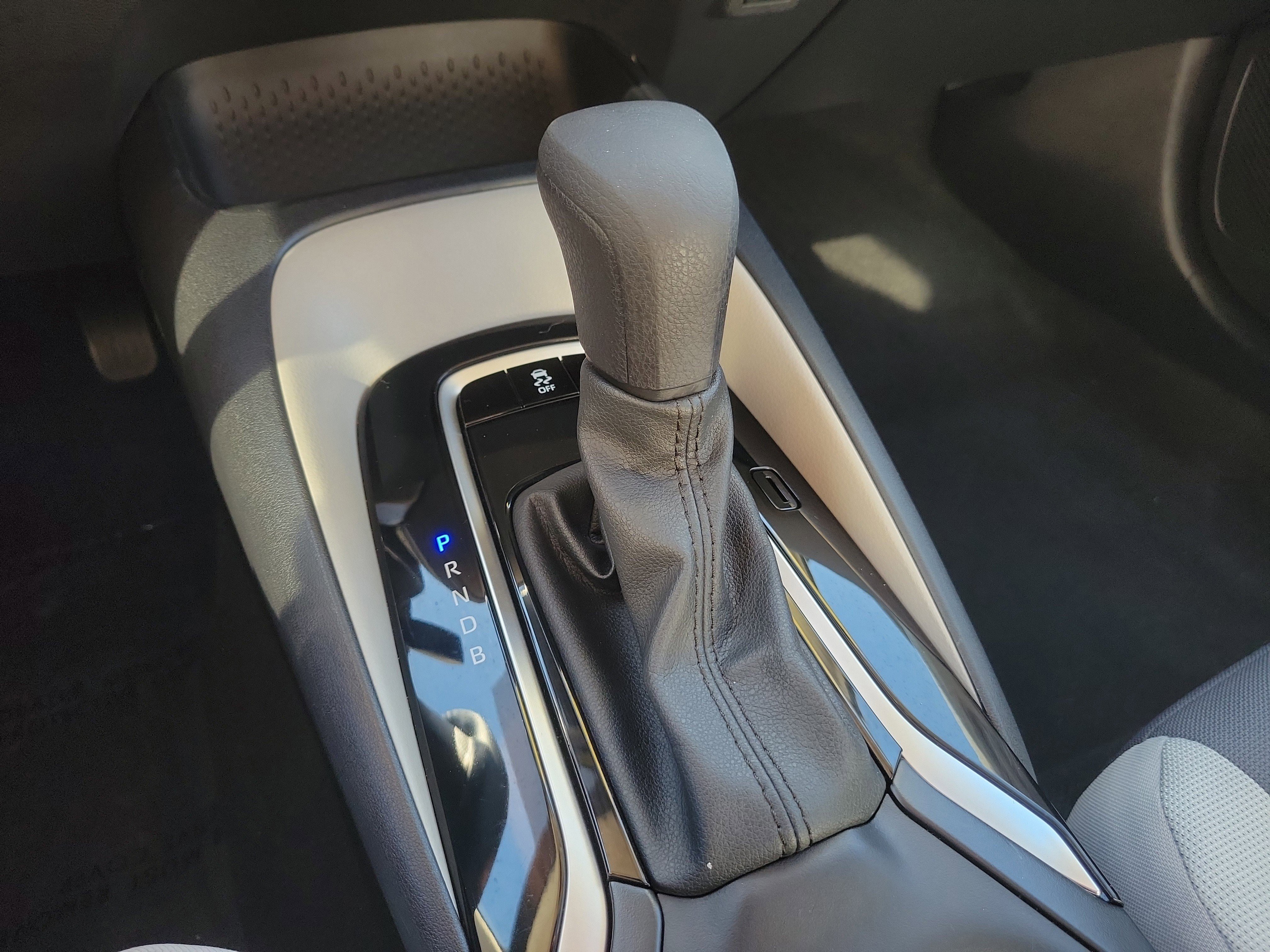 Used 2023 Toyota Corolla LE w/ LE Premium Package image 33