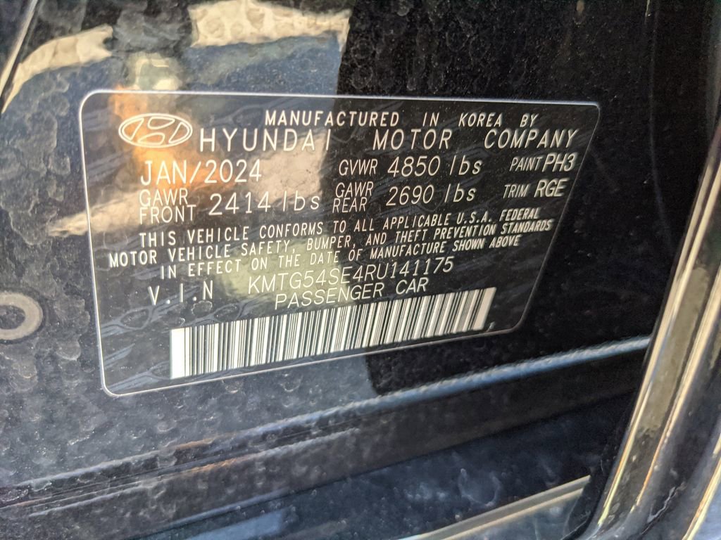 Used 2024 Genesis G70 3.3T Advanced w/ Sport Prestige Package image 36