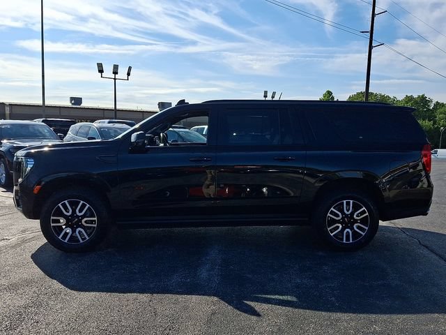 Certified 2023 GMC Yukon XL AT4 w/ Technology Package AWD/4WD image 5