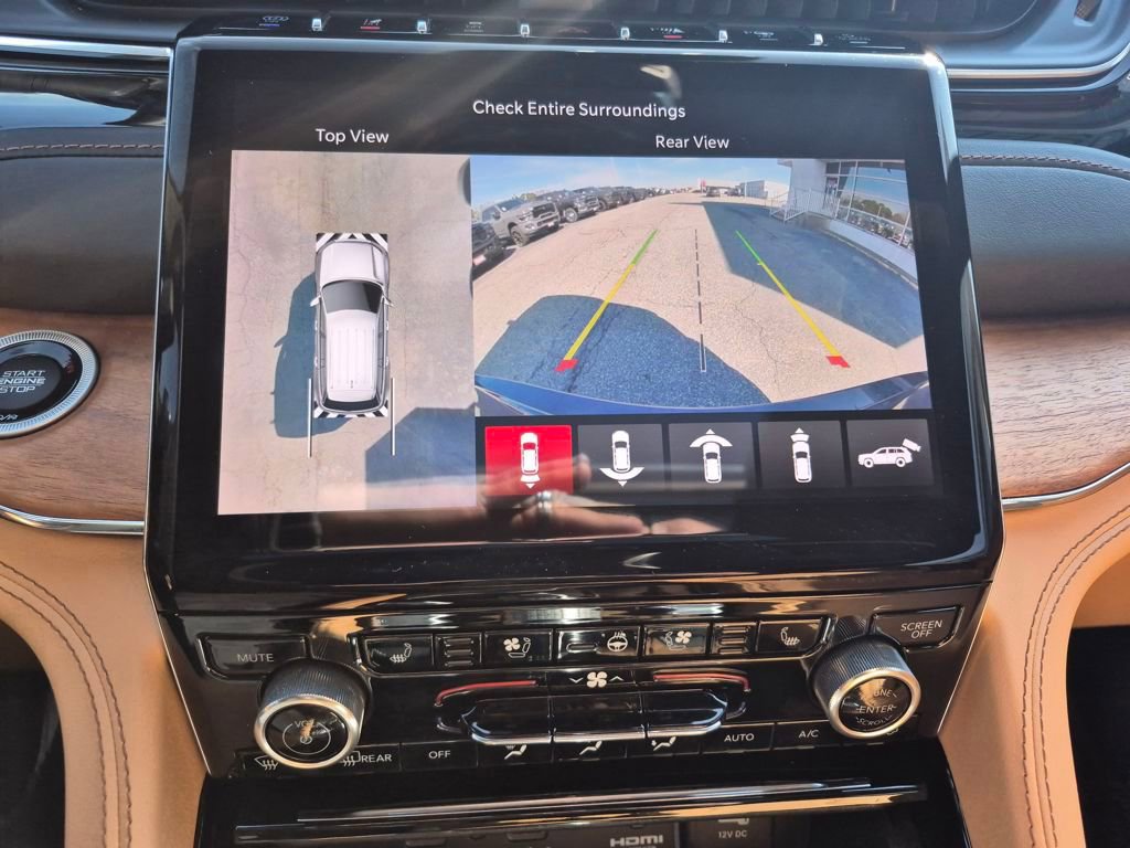 Used 2023 Jeep Grand Cherokee Summit image 22