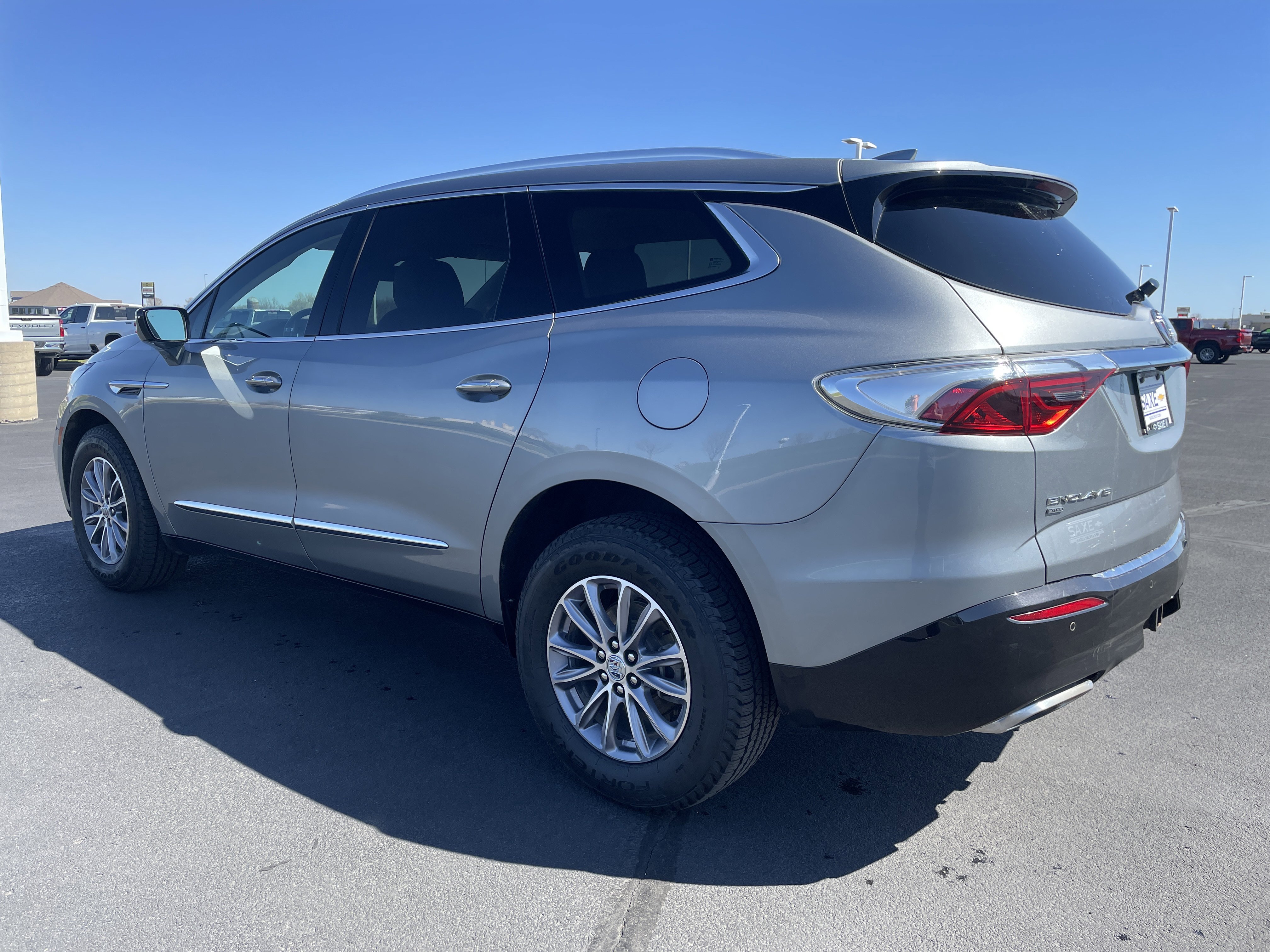 Used 2023 Buick Enclave Essence w/ Trailering Package, 5000 lbs. AWD/4WD image 3