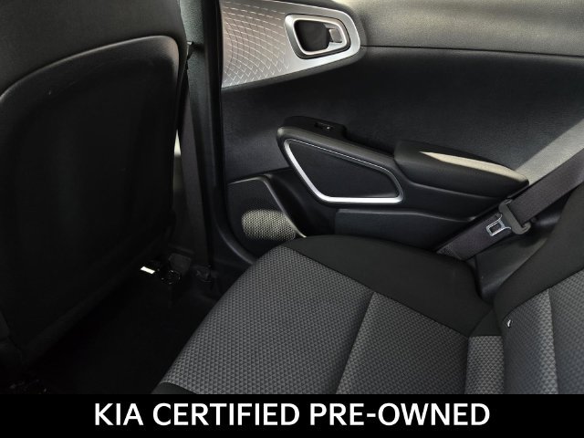 Certified 2025 Kia Soul LX w/ LX Technology Package FWD image 13