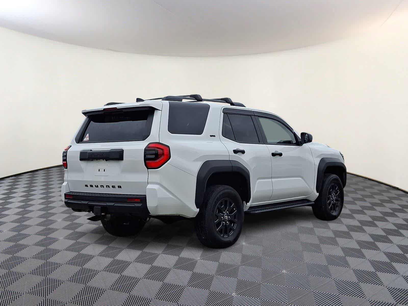 Certified 2026 Toyota 4Runner SR5 AWD/4WD image 5
