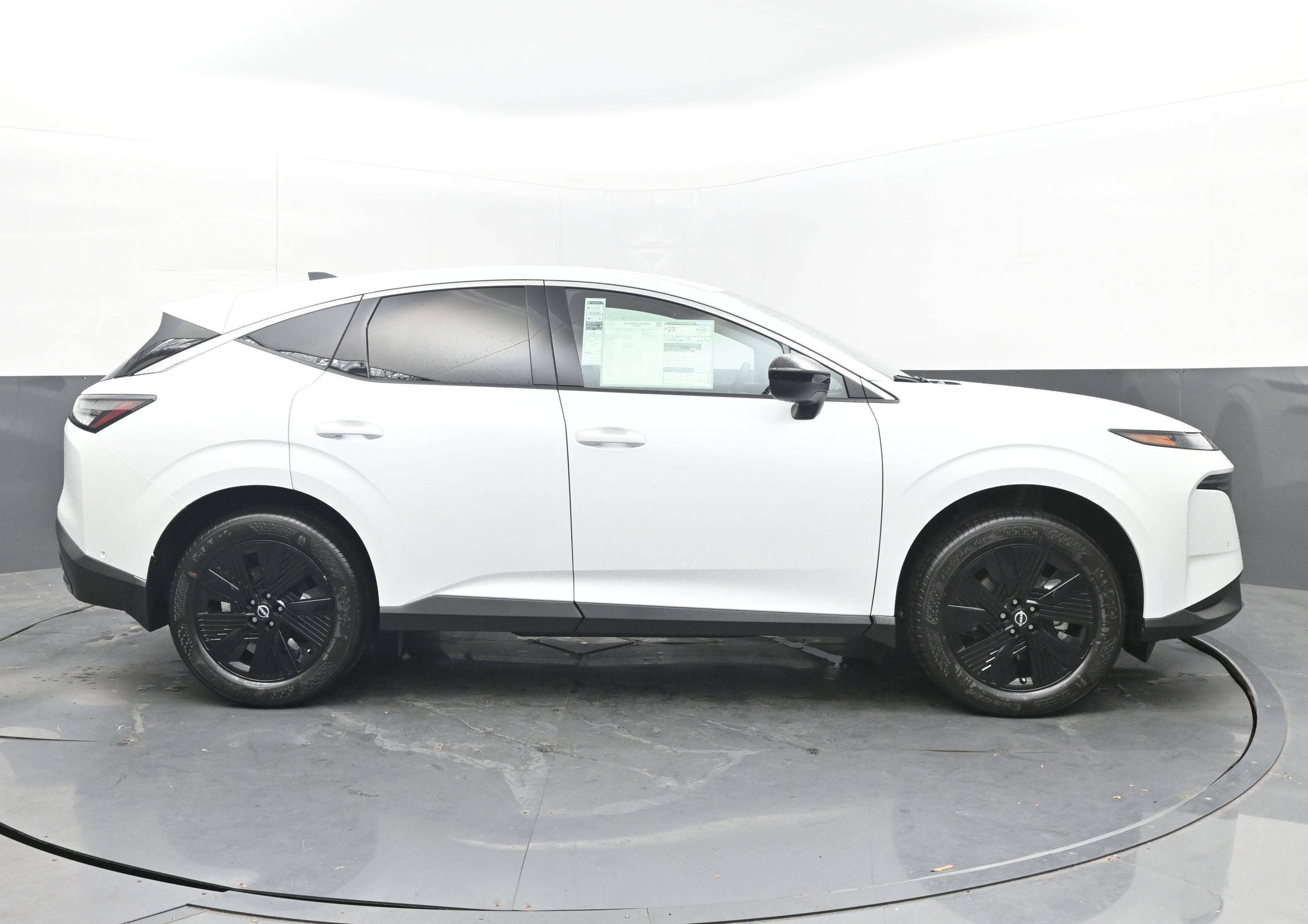 New 2025 Nissan Murano SV image 8