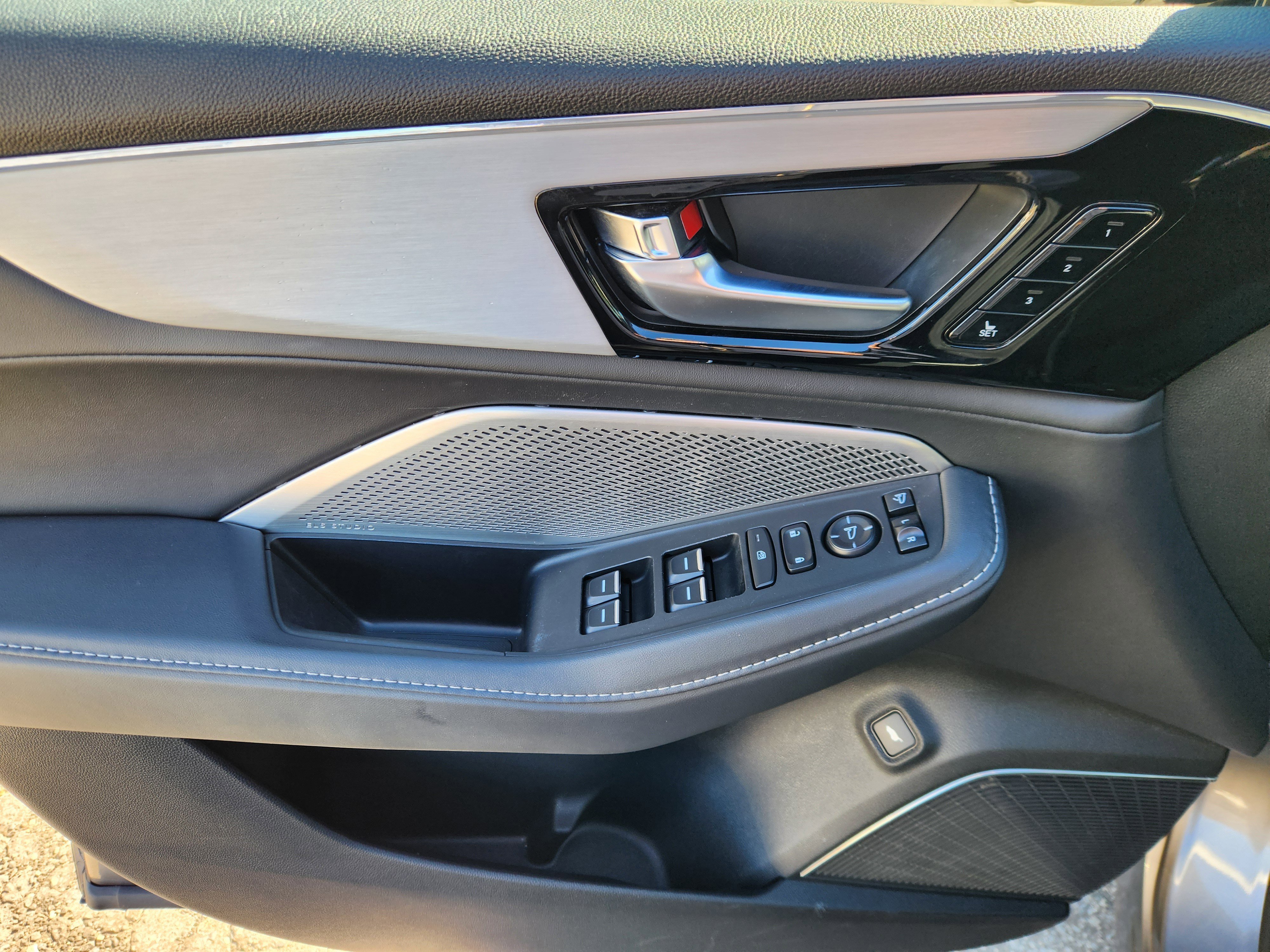 Certified 2023 Acura MDX SH-AWD w/ Technology Package image 19