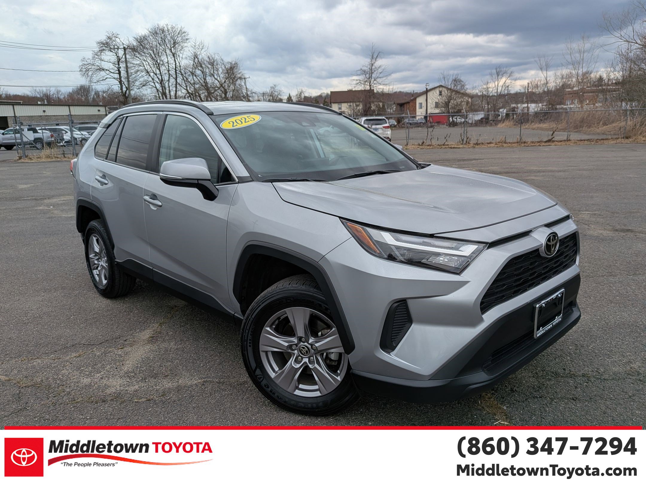 Certified 2025 Toyota RAV4 XLE AWD/4WD image 1
