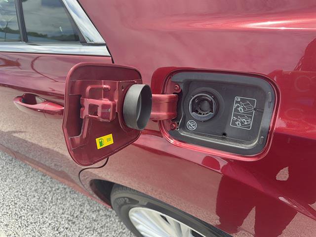 Used 2014 Chrysler 300 AWD w/ Driver Convenience Group image 27