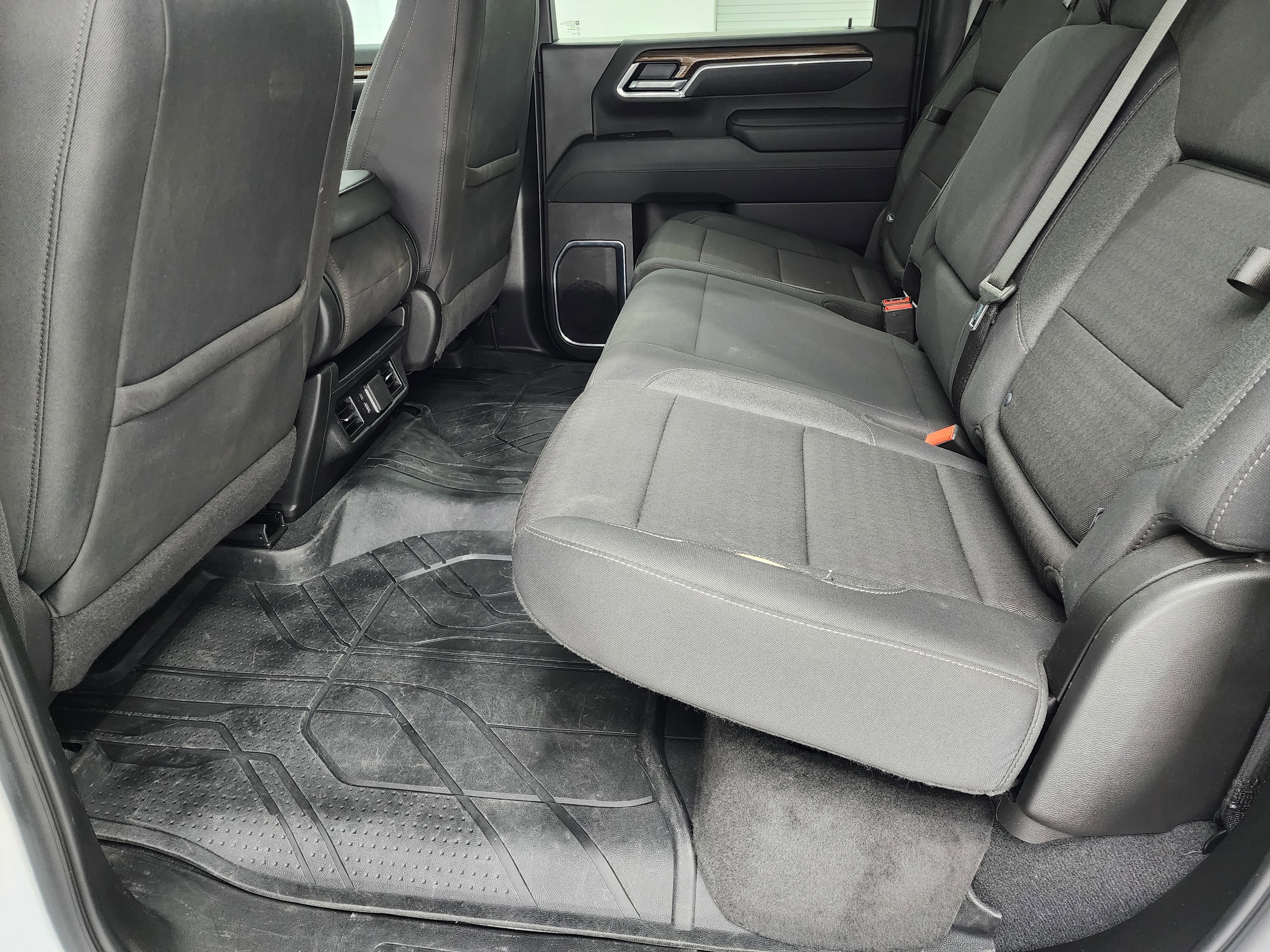 Used 2025 Chevrolet Silverado 3500 LT w/ All Star Edition image 9