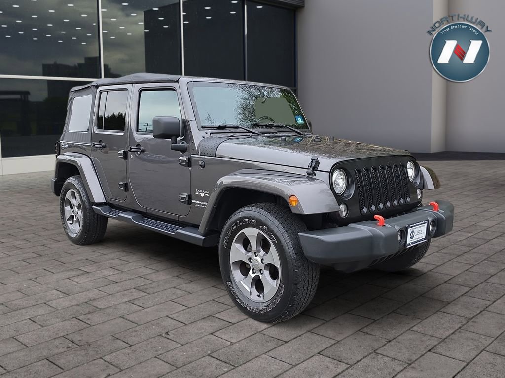 Used 2018 Jeep Wrangler Unlimited Sahara w/ Connectivity Group AWD/4WD image 7