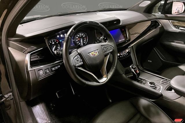 Used 2025 Cadillac XT6 Sport w/ Platinum Package image 18