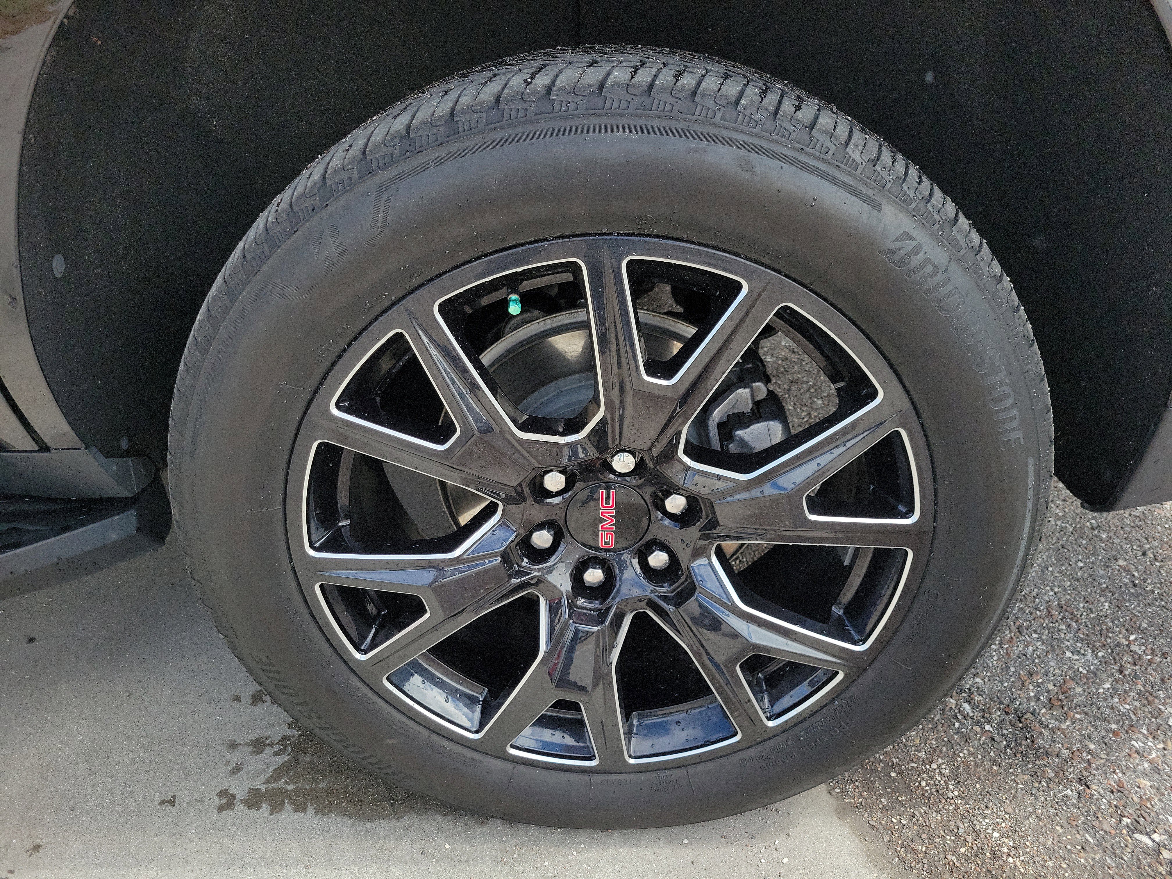 Certified 2024 GMC Yukon Denali w/ Max Trailering Package image 34