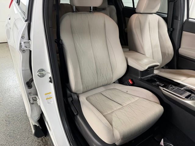 Used 2018 Mitsubishi Eclipse Cross SE image 20