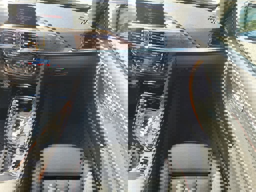 Used 2015 BMW 428i Convertible image 13