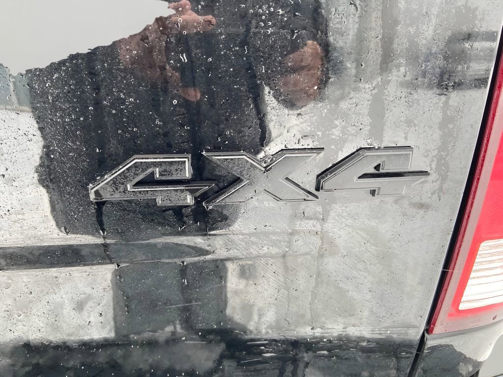 Used 2022 RAM 1500 Classic SLT w/ Black Appearance Group image 14